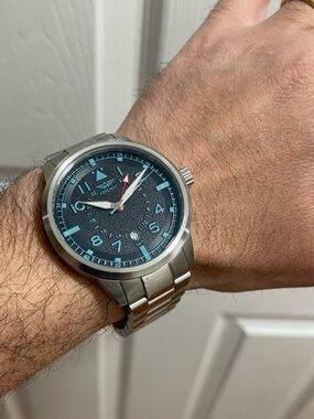 Aeromat Type GMT Pilot
100M 46mm Men's Watch Military
Swiss Movement